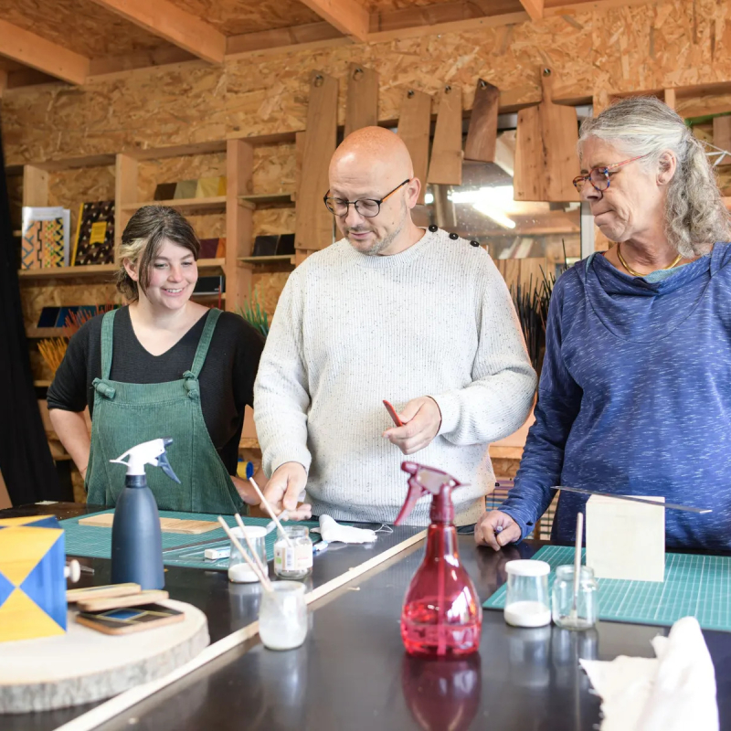 Initiez-vous à la marqueterie de paille